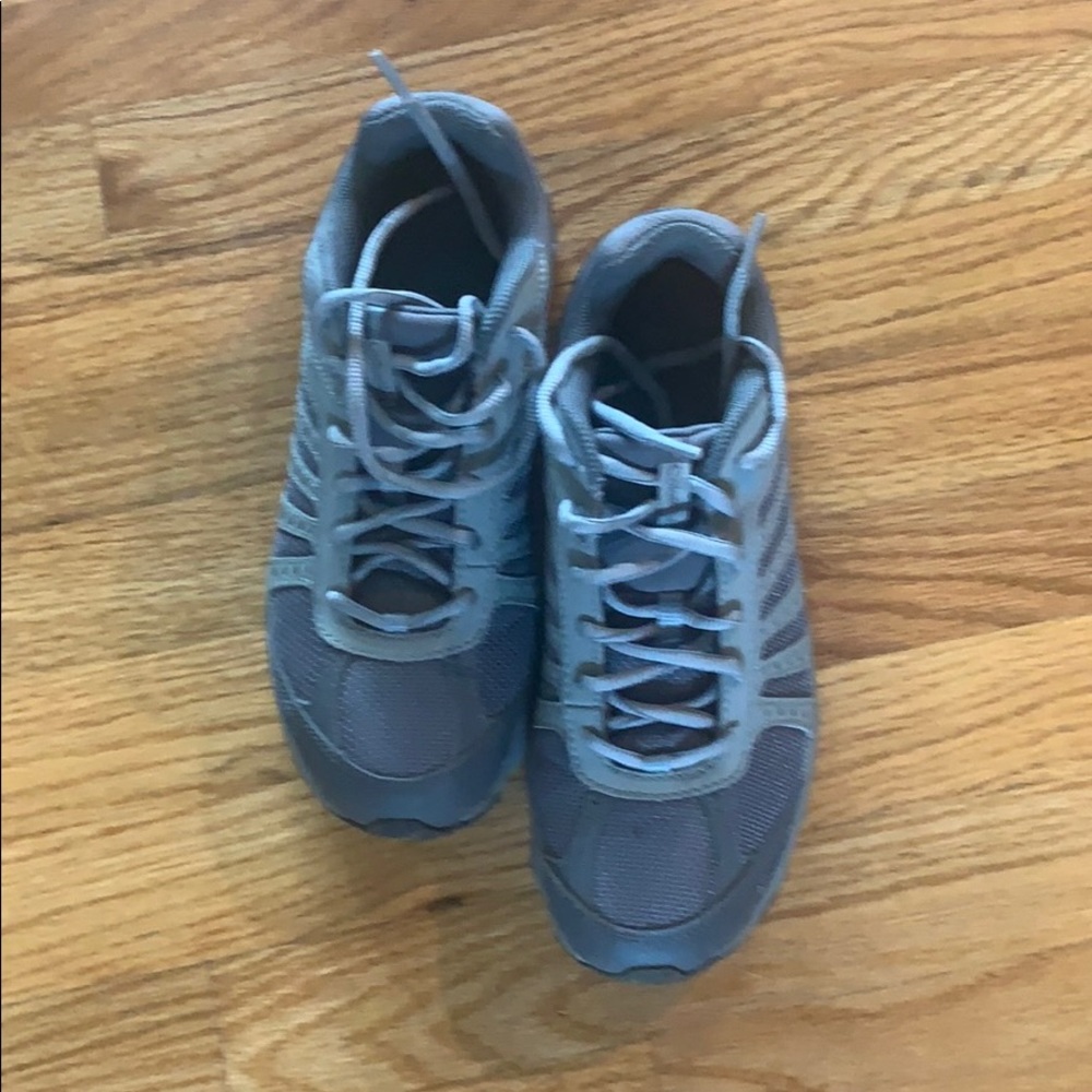 Columbia shoes